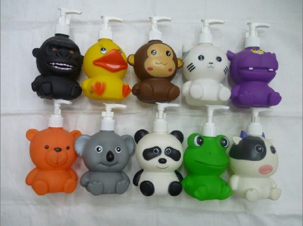 10 cartoon hand sanitizer bottles