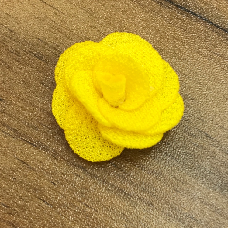 Pearl linen small rose