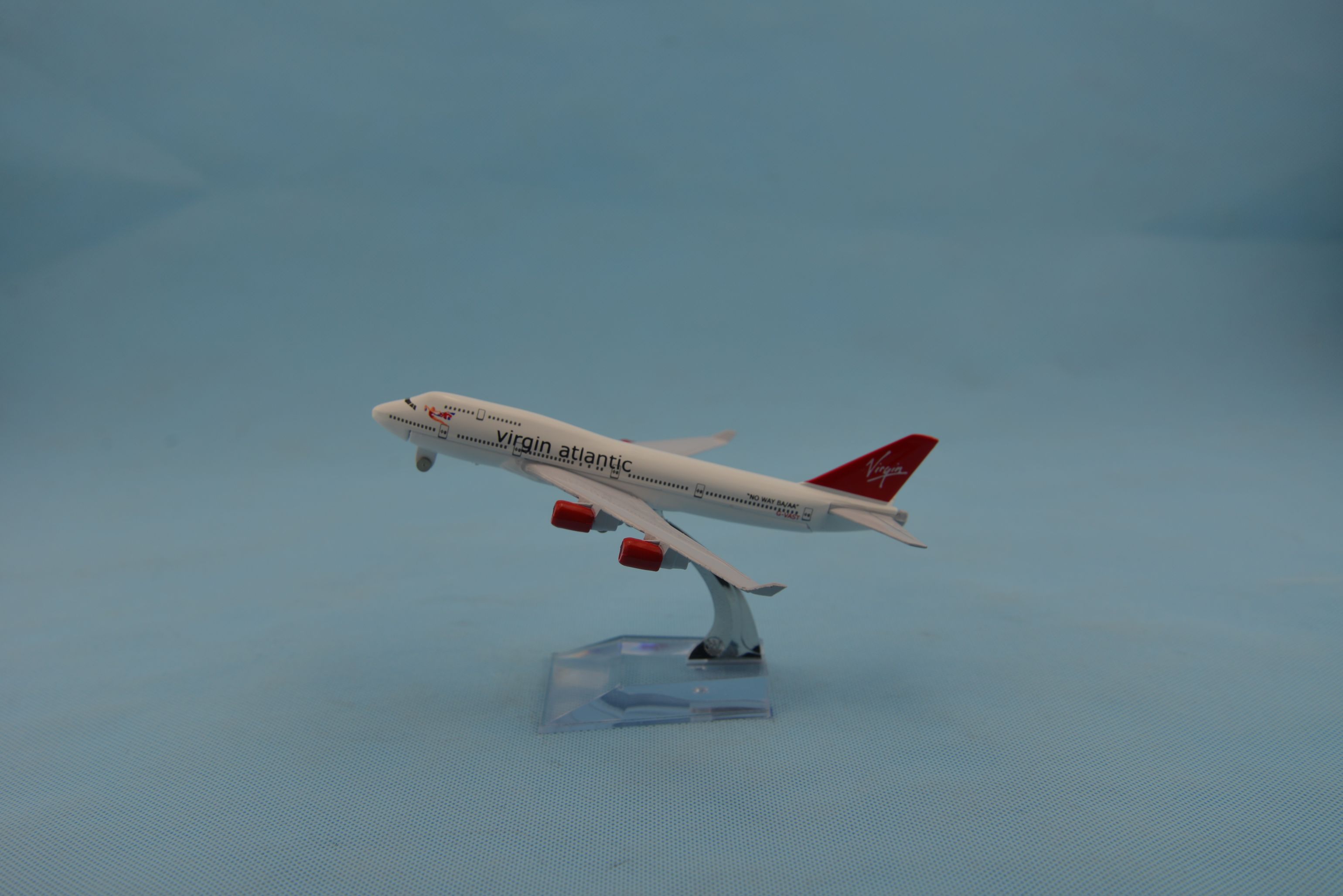 Metal aircraft model (Virgin Atlantic B747-400) aircraft model alloy aircraft model