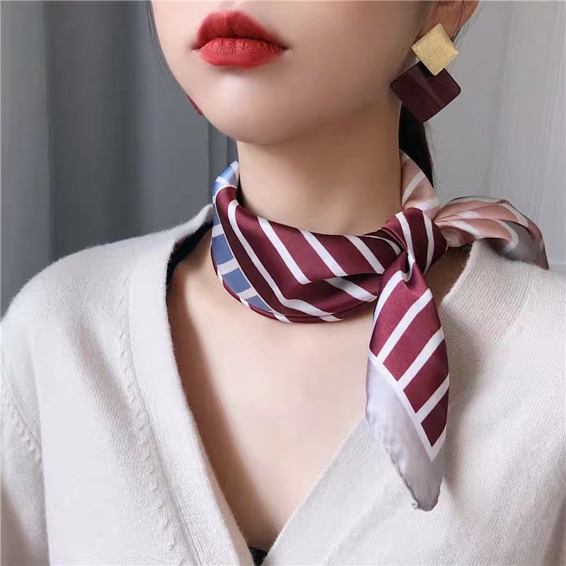 Women's Imitation Silk 70 Silk Square Scarf Fashion Trend All Seasons Available