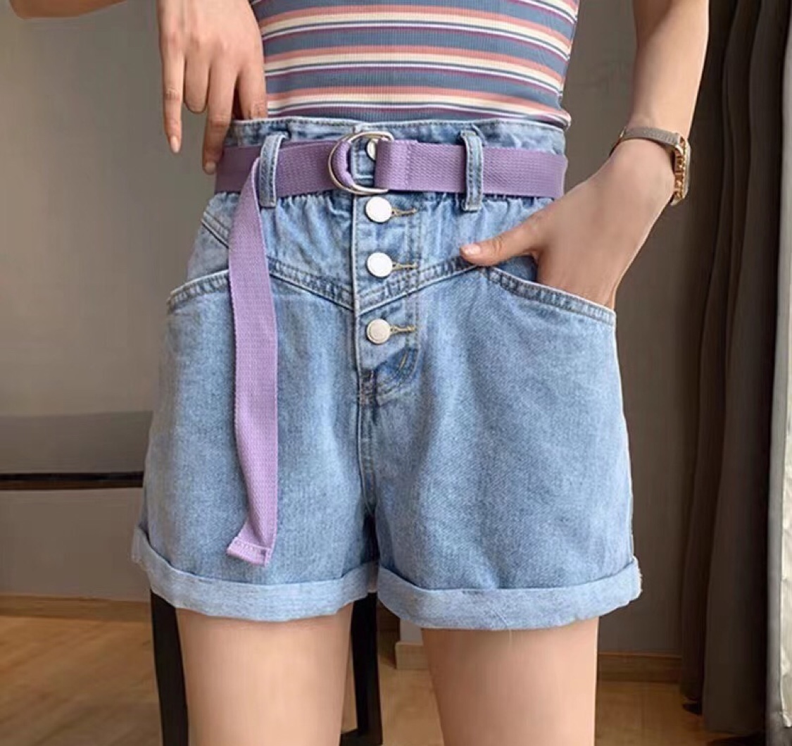 Denim shorts thumbnail