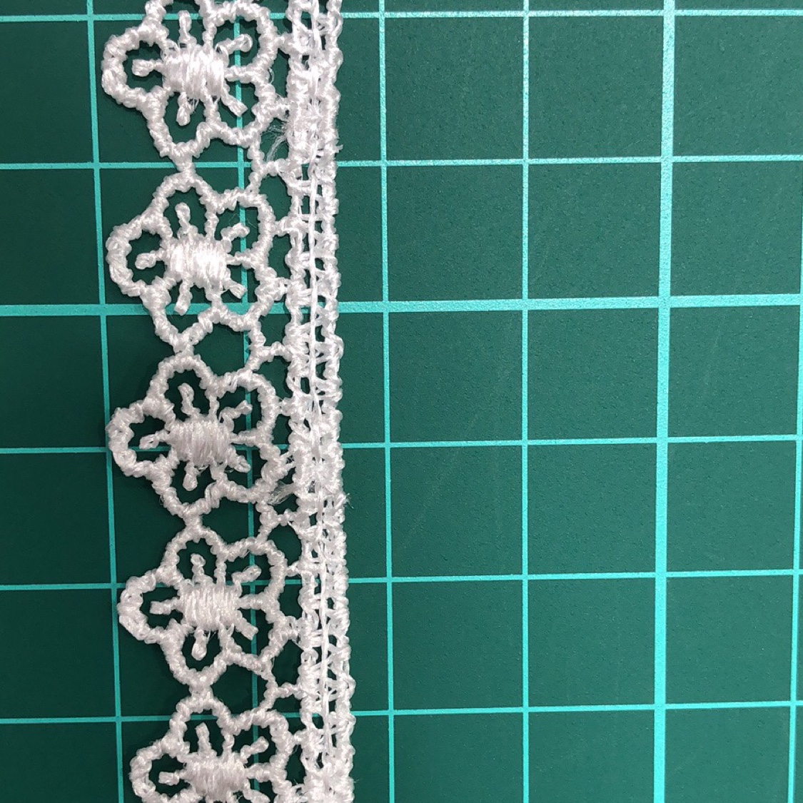 New style of polyester 0041 embroidered lace fabric details Picture