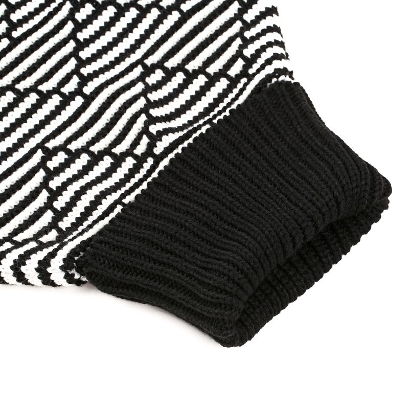 2020 Mena Silk Korean Version Of The New Autumn And Winter Women's Knitted Shawl Turtleneck Warm Cloak Manufacturers Direct Sales Application Scenario