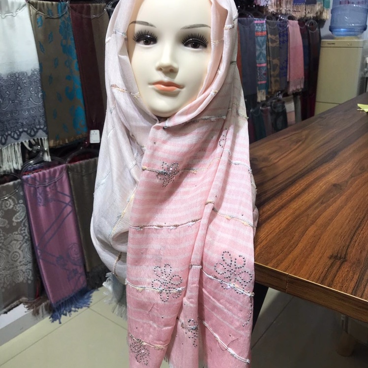 Pressed Diamond Scarf
