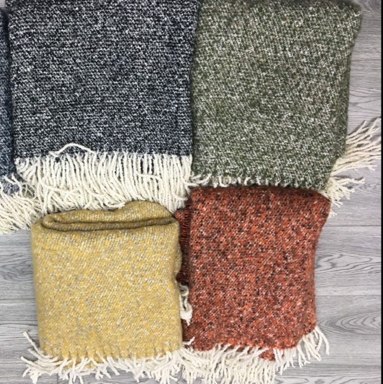 Monochrome Shawl