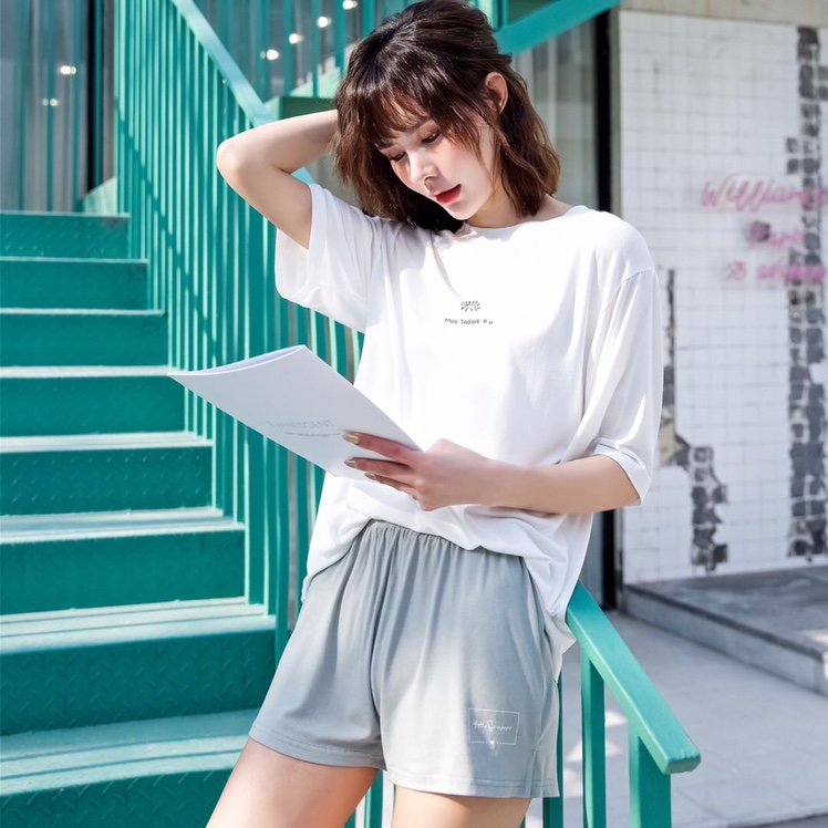 Ladies fashion new summer fashion white T suit full figure
