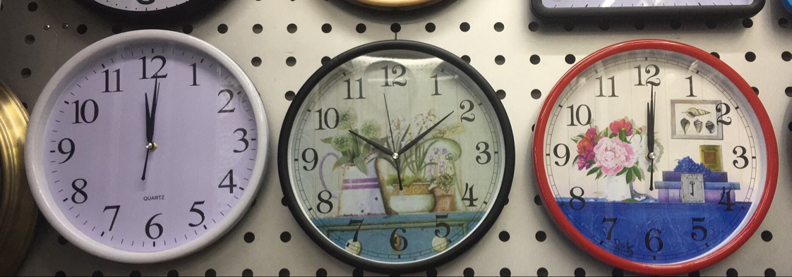 Simple hanging clock 32cm thumbnail