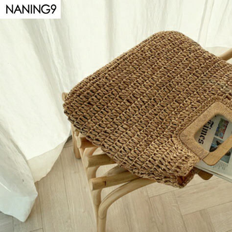 South Korean Instagram retro large capacity straw braided bag French wood versatile simple hand knitting beach bag female thumbnail