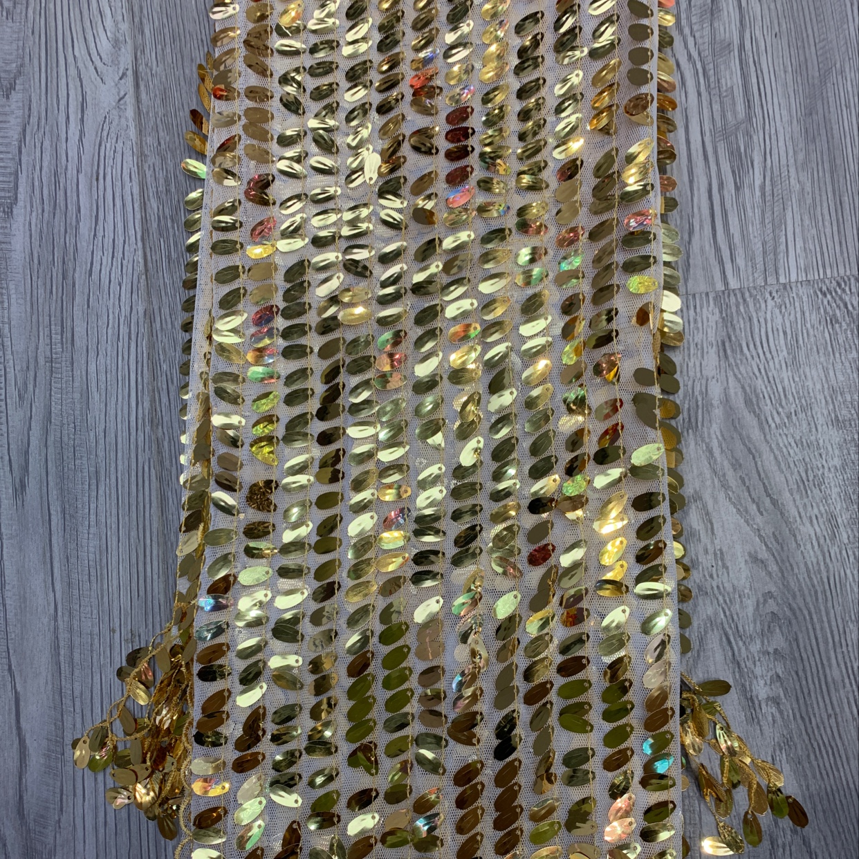 Melon seed scarf