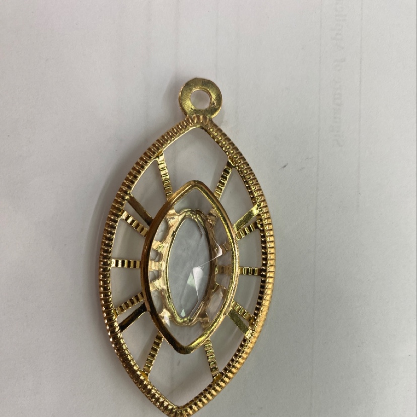 Horse eye pendant11 thumbnail