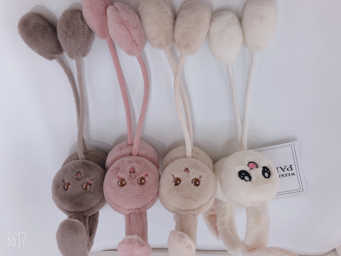 会跳舞的可爱的兔子