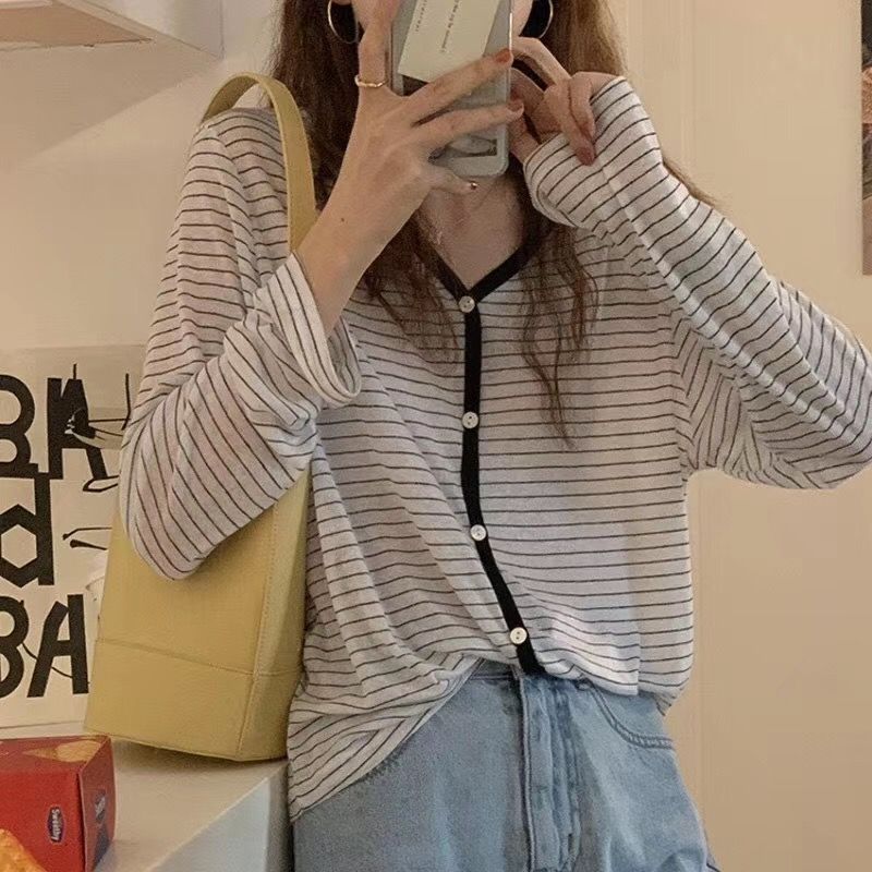 French relaxed languid is lazy show thin temperament button short u collar knitting thin soft design feeling sweet blouse female thumbnail