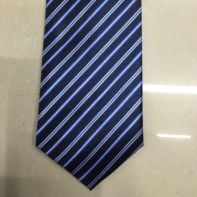 Printed tie 1
