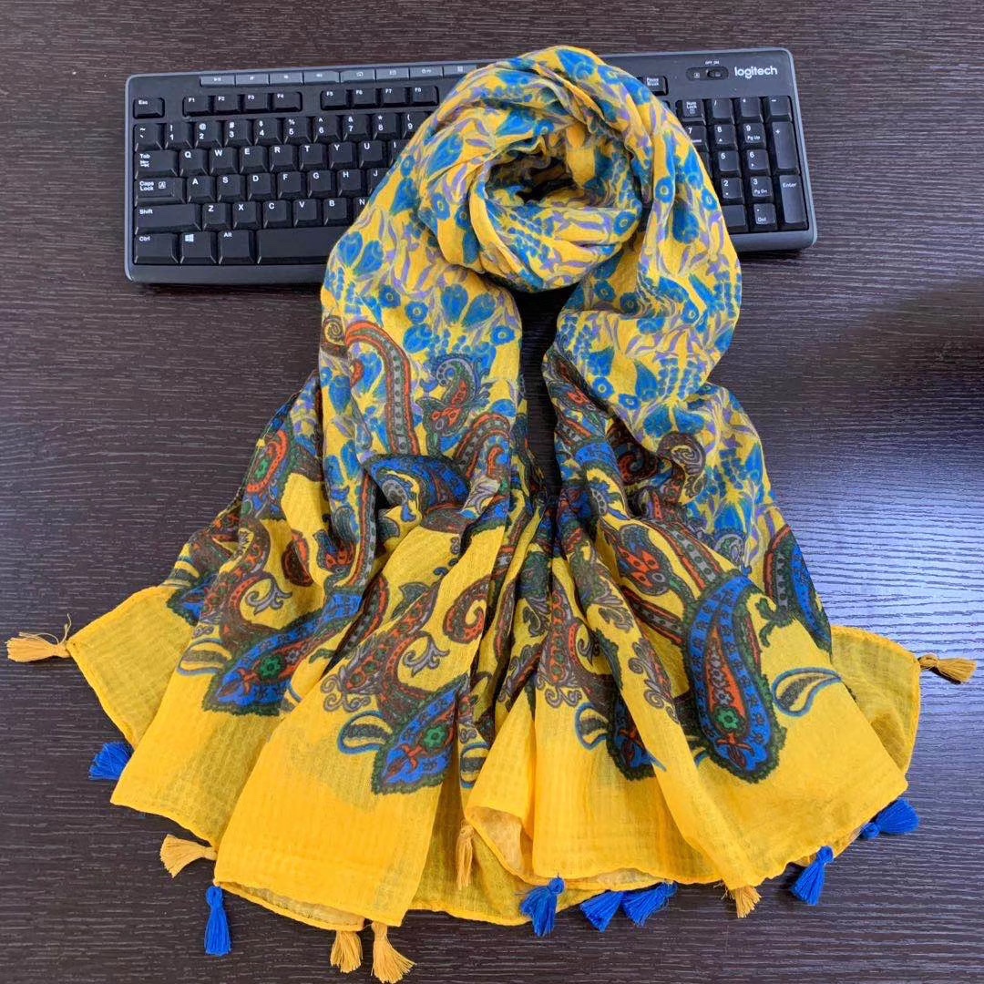Golden Scarf Factory direct sales of wavy cotton casual and versatile scarves and shawls. details Picture