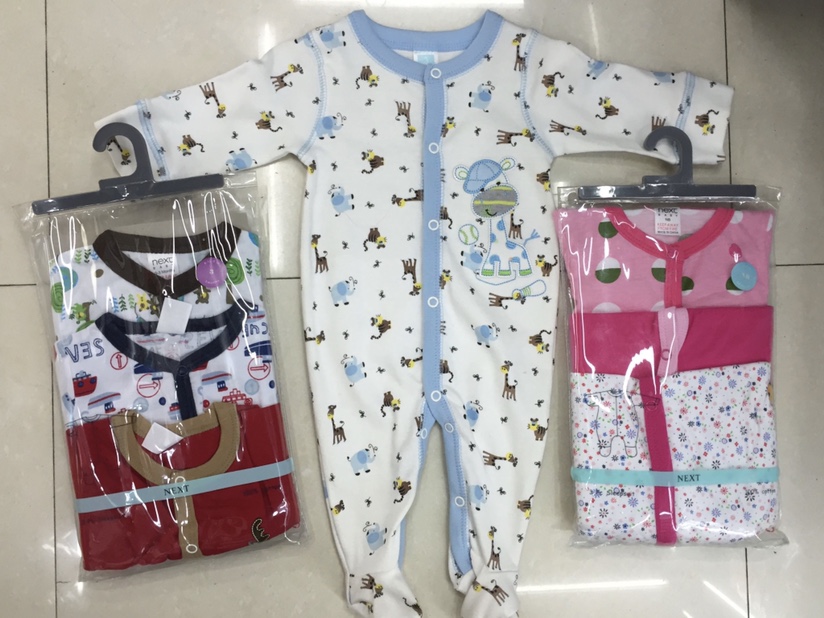 长袖包脚连体衣