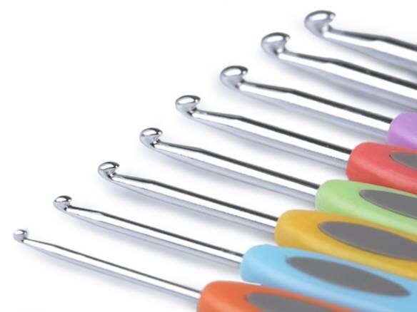 A set of crochet hooks in 2.5mm, 3.0mm, 3.5mm, 4.0mm, 4.5mm,5.0mm, 5.5mm and 6.0mm details Picture
