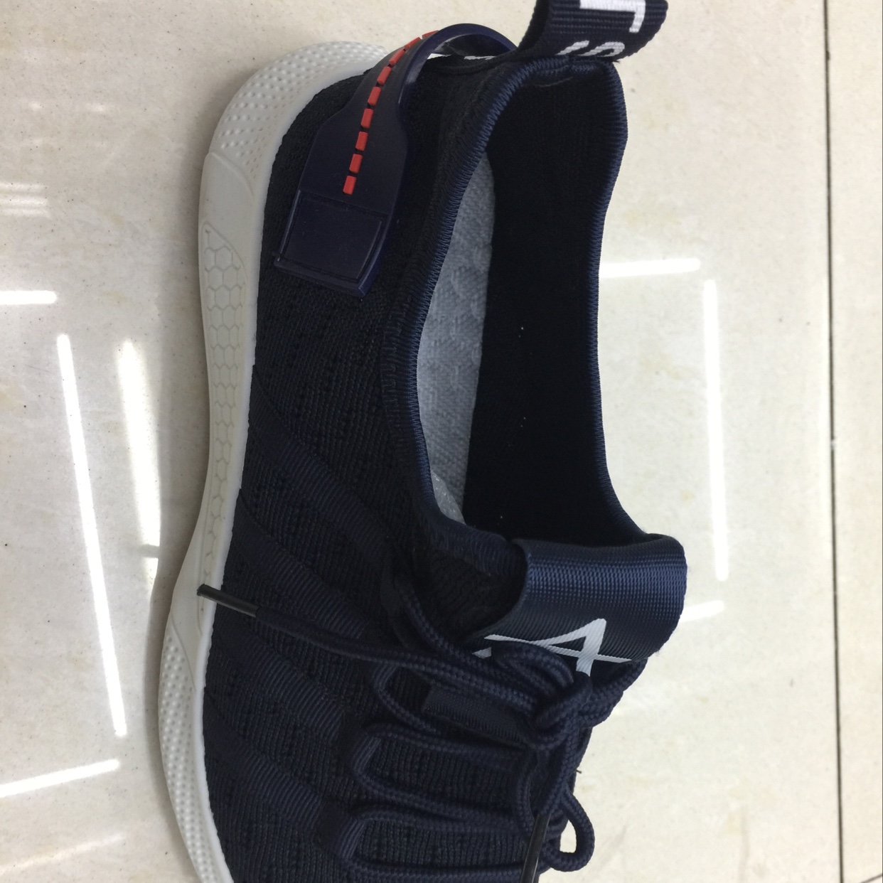 A-2 Big cloth flying Zhinu shoes