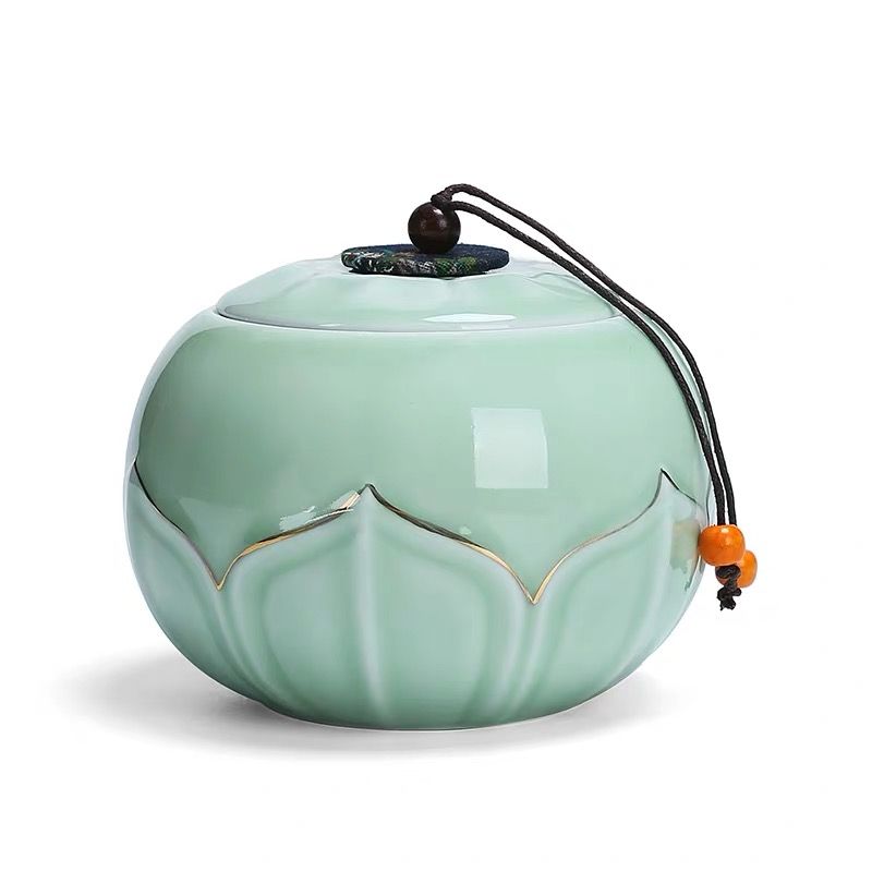 The seal storage tank of large tea canister of painted gold lotus leaf ceramic can hold half jin of safe packaging thumbnail