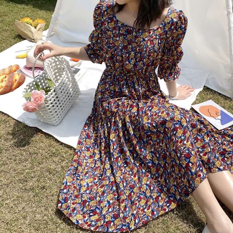 Summer new retro French square-neck floral dress, women's puffed sleeves, flared sleeves, petite bellflower long dress Item Picture