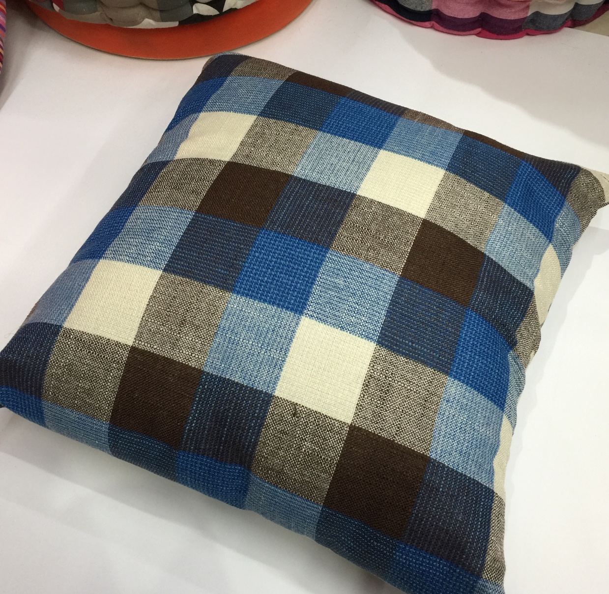 New Explosive Manufacturers Direct Sales European Pastoral Style Child Pillow Case Plus Core Home Sofa Bay Window Cushion Car Pillow Application Scenario