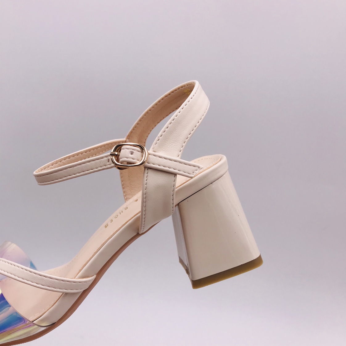 Women's fashion one-button sandals Specification image