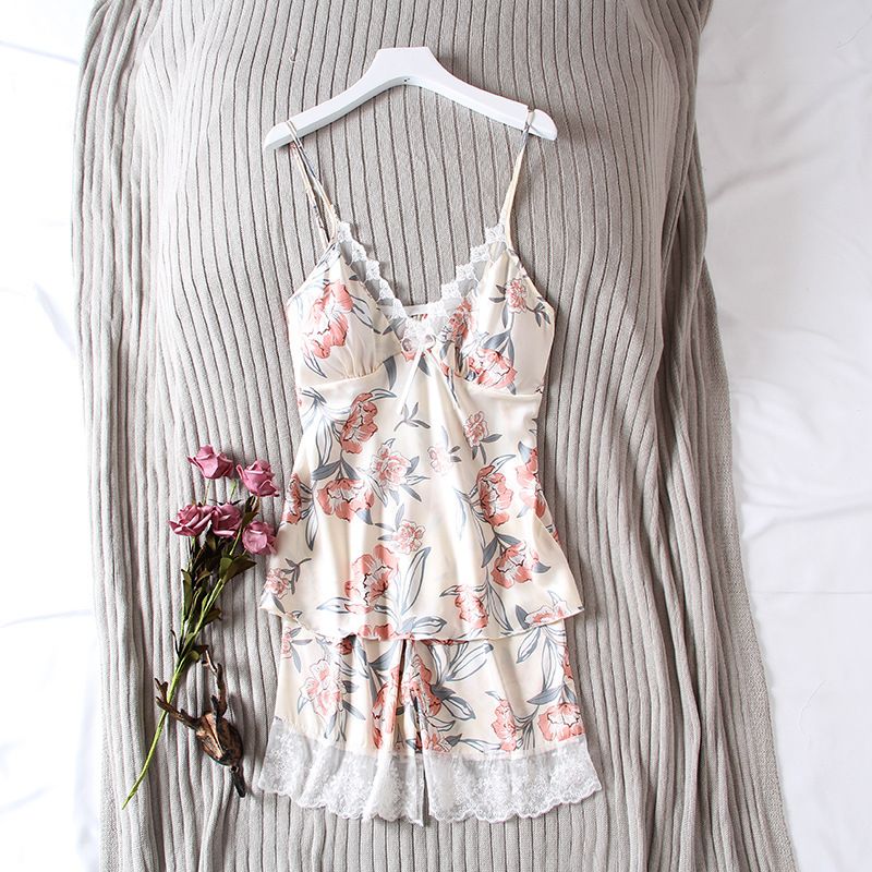 Pajama Women Thin Summer Sexy Ice Silk Halter Shorts Set Korean Printed With Chest Cushion Back Heart Two-Piece Set details Picture