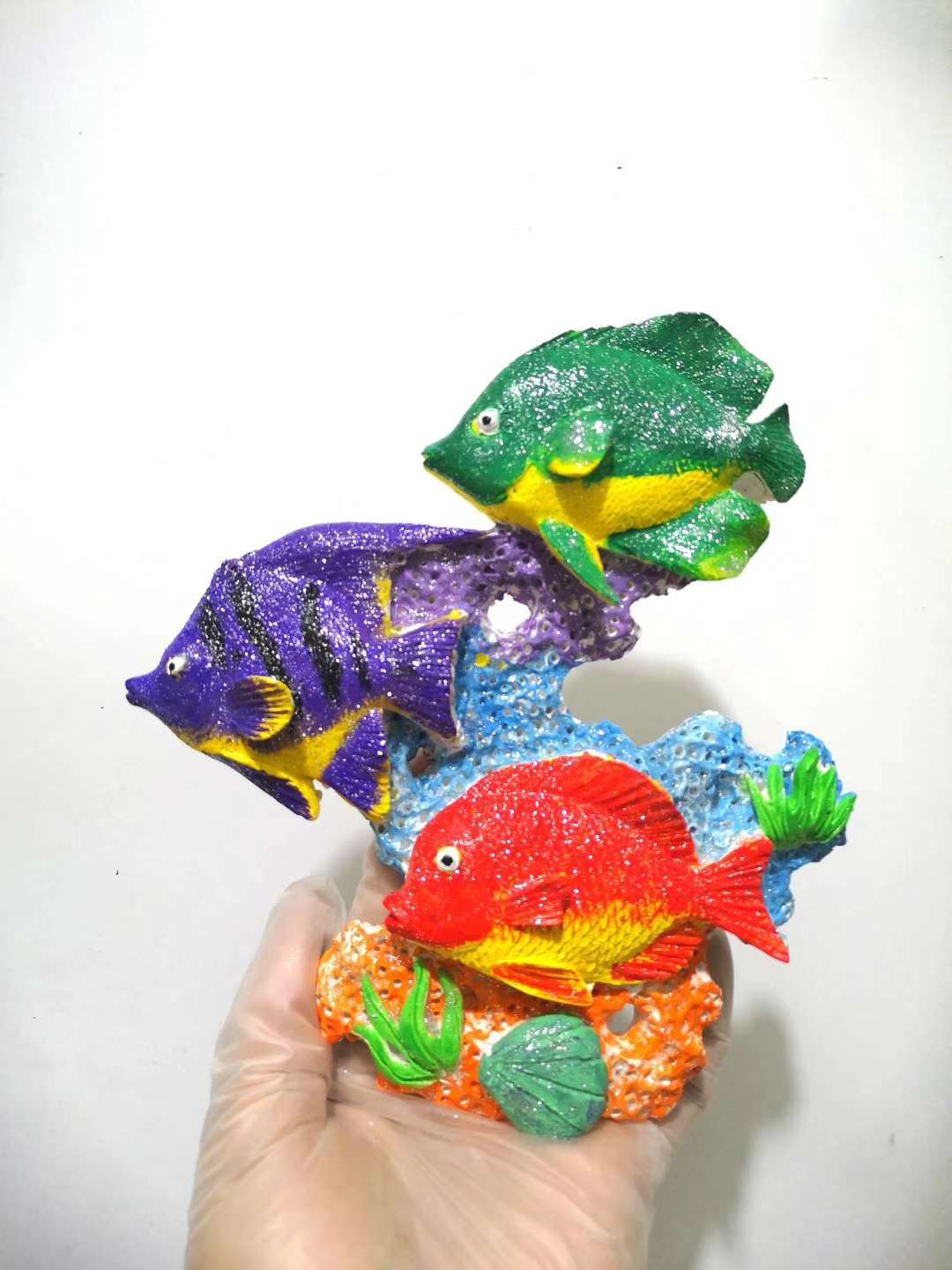 DIY手工涂鸦立体公仔白底实物图