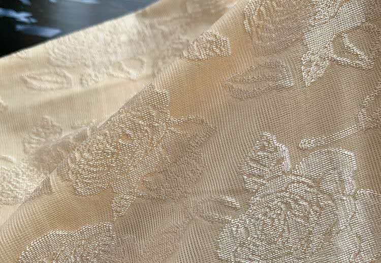 The Internet has gone viral with ice silk nylon jacquard lace edge summer anti-exposure, fat and plus-size mid-high-waisted safety pants detail image 7