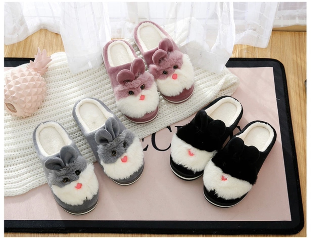 New autumn and winter warm cotton slippers, cartoon couple home cotton slippers, rabbit fur indoor plush moon cotton slippers for women Application Scenario