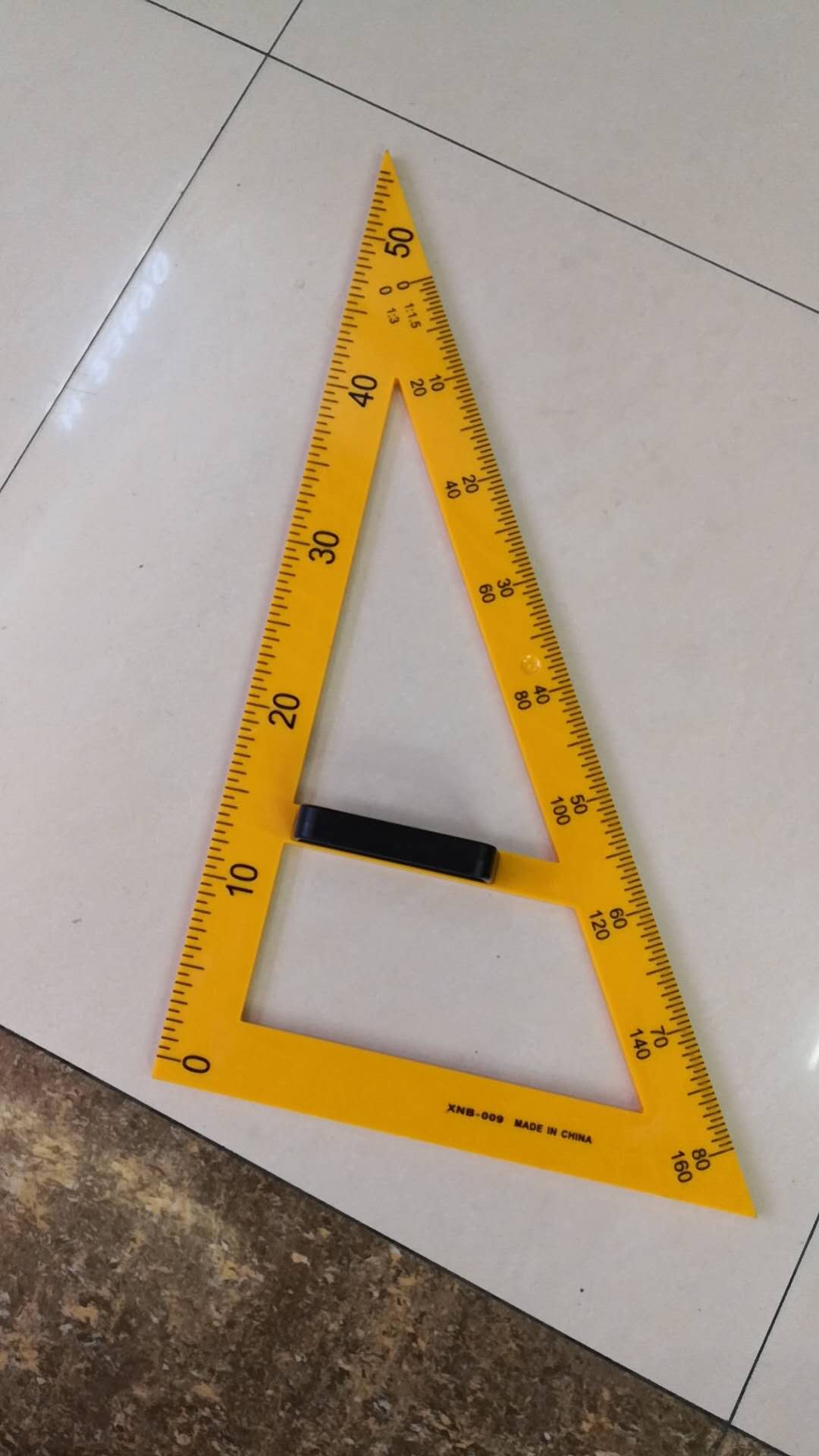 009 triangle thumbnail
