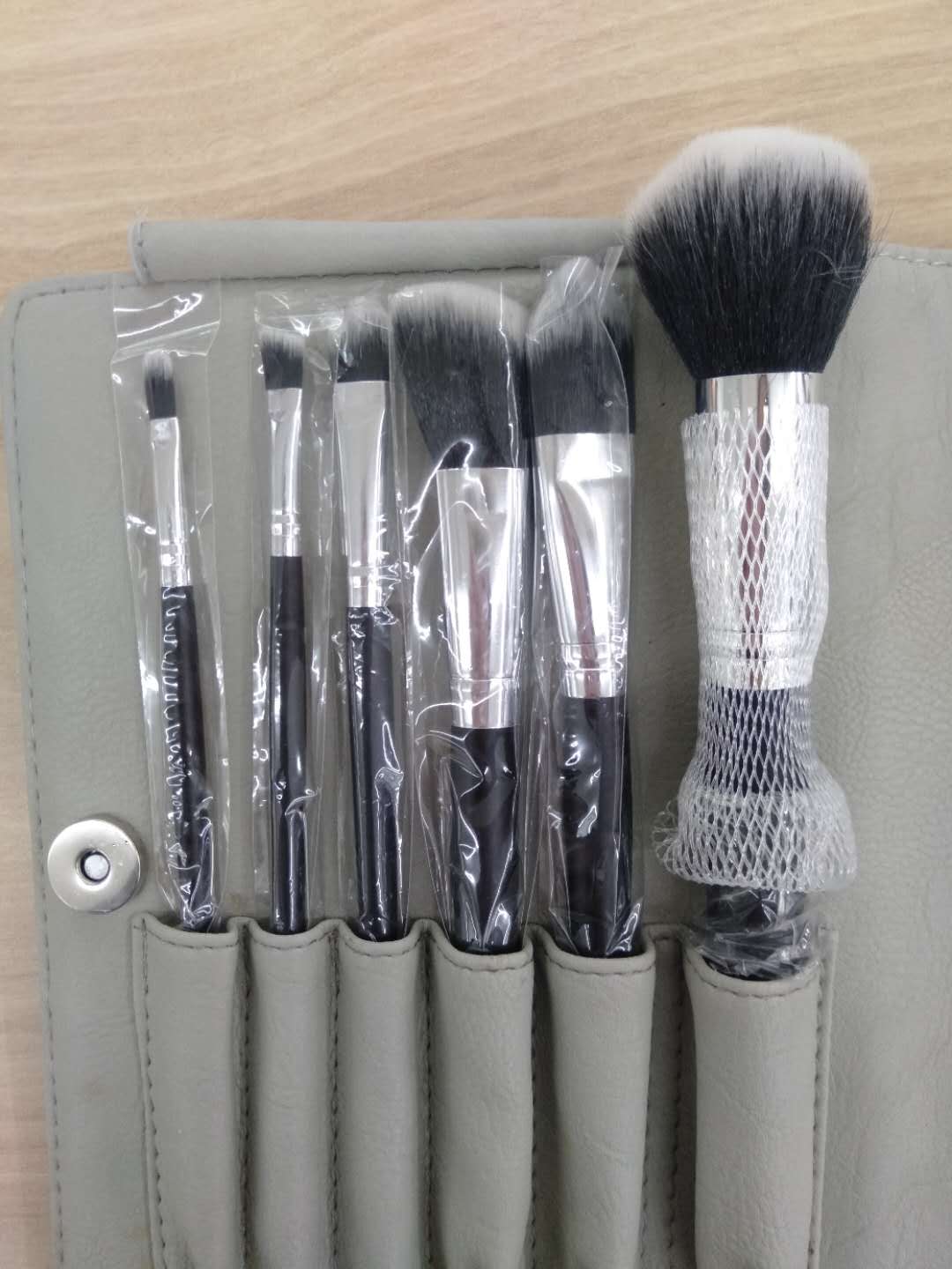6 sets of makeup brushes, blush brushes, facial masks brushes, facial brushes, eyebrow brushes