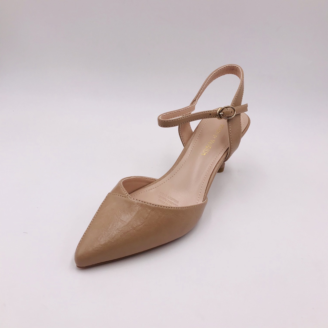 Women's PU headband fashionable one-shoulder buckle heel sandals Application Scenario