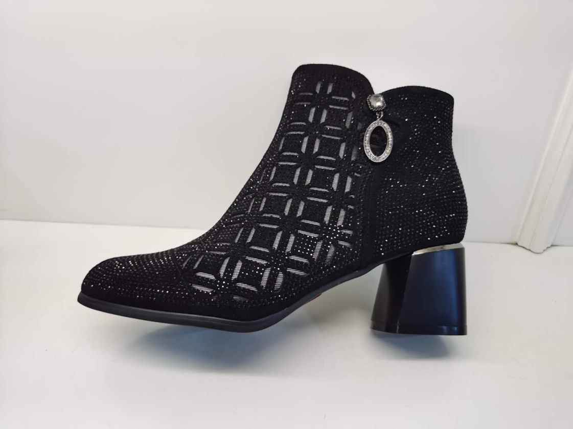 Women's mesh hollowed-out fashionable ankle boots and cool boots details Picture