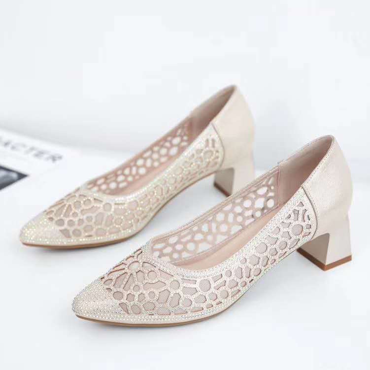 Women's mesh cutout fashionable mid-low single shoes