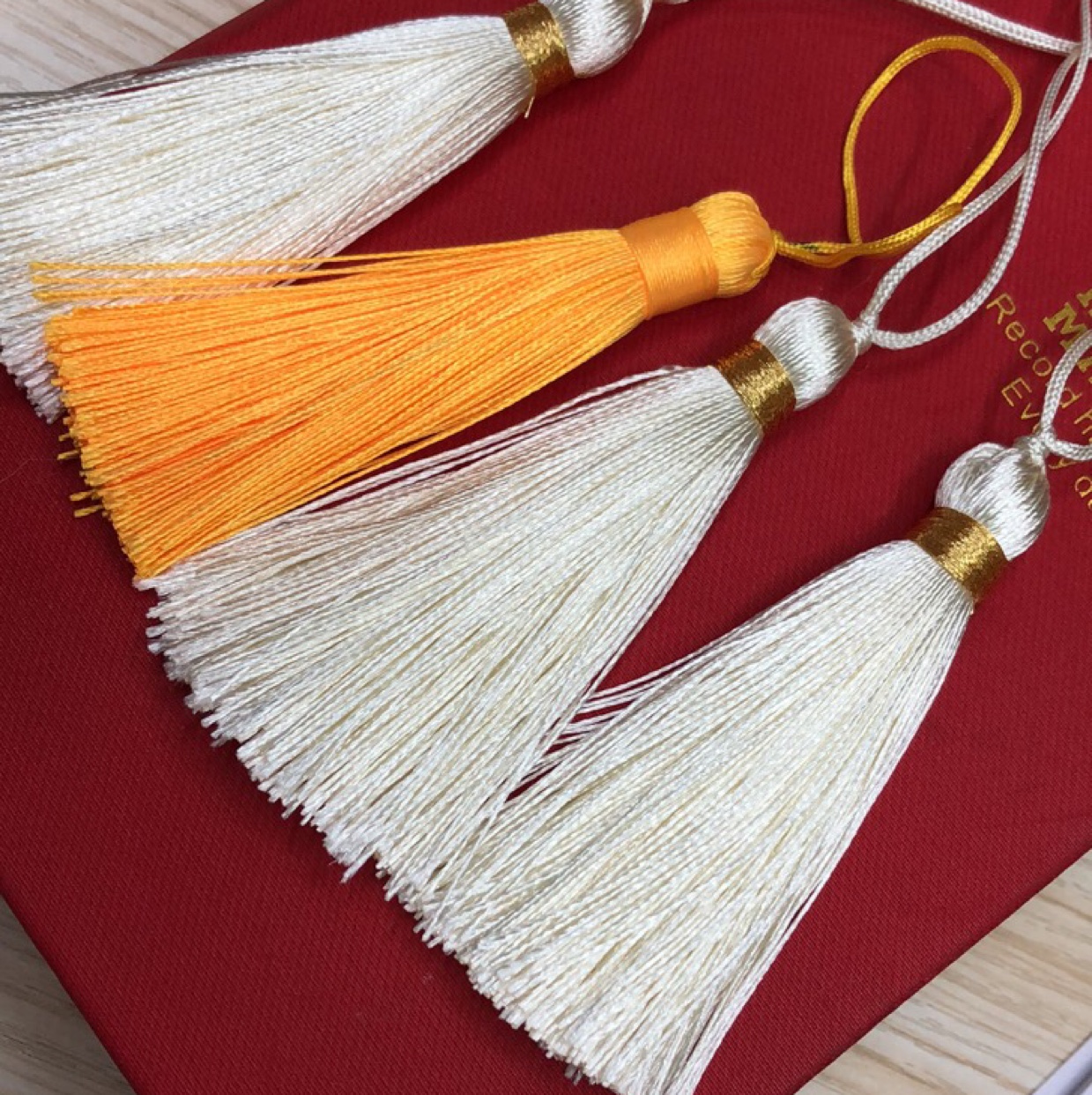 Fat Tassels, Tassels details Picture