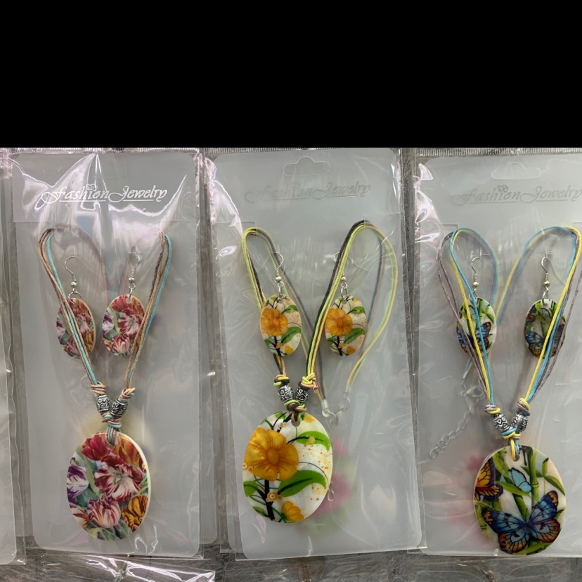 Oval shell necklace earrings thumbnail