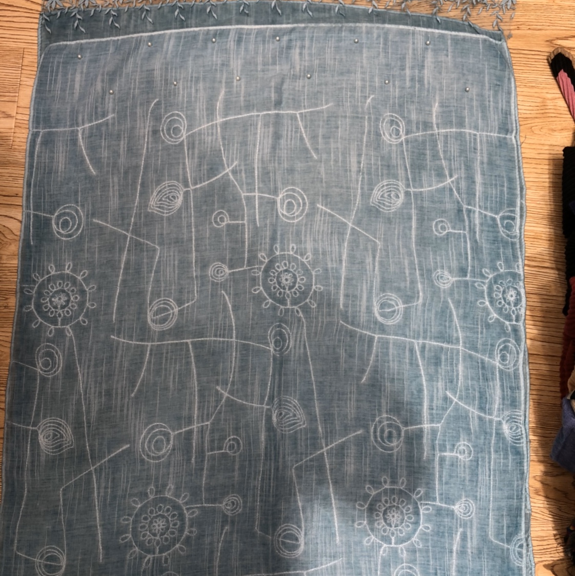 Embroidered Scarf With Stained Feet