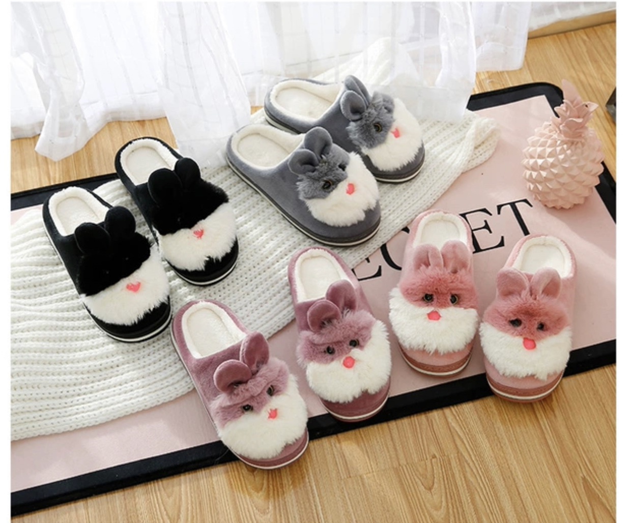 New autumn and winter warm cotton slippers, cartoon couple home cotton slippers, rabbit fur indoor plush moon cotton slippers for women undefined