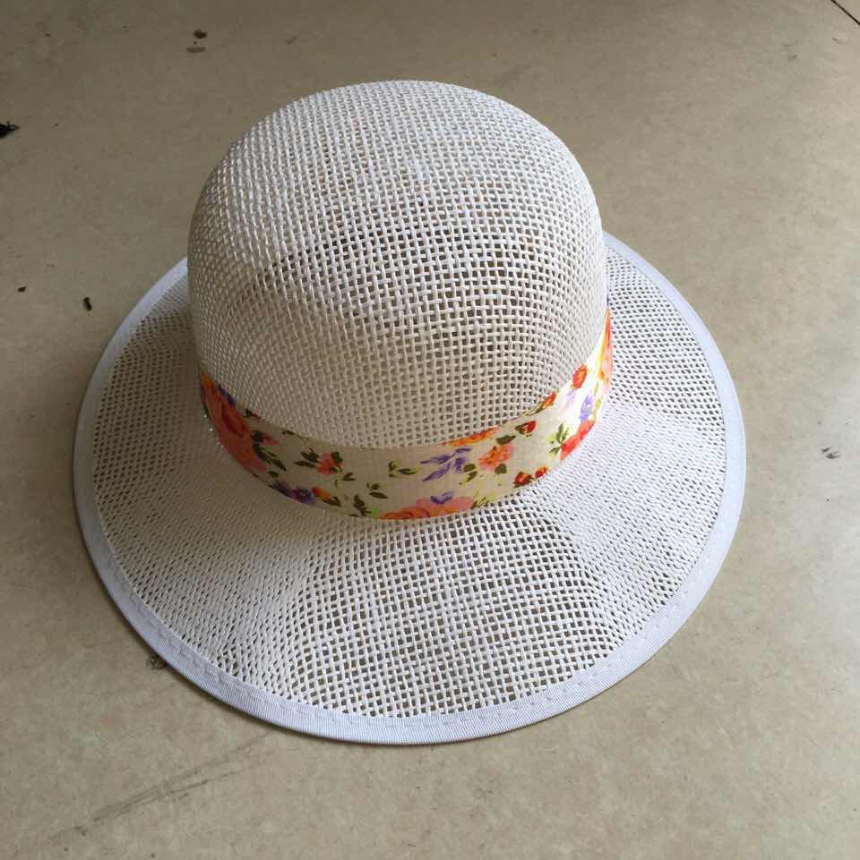 Paper and cloth peach hat details Picture