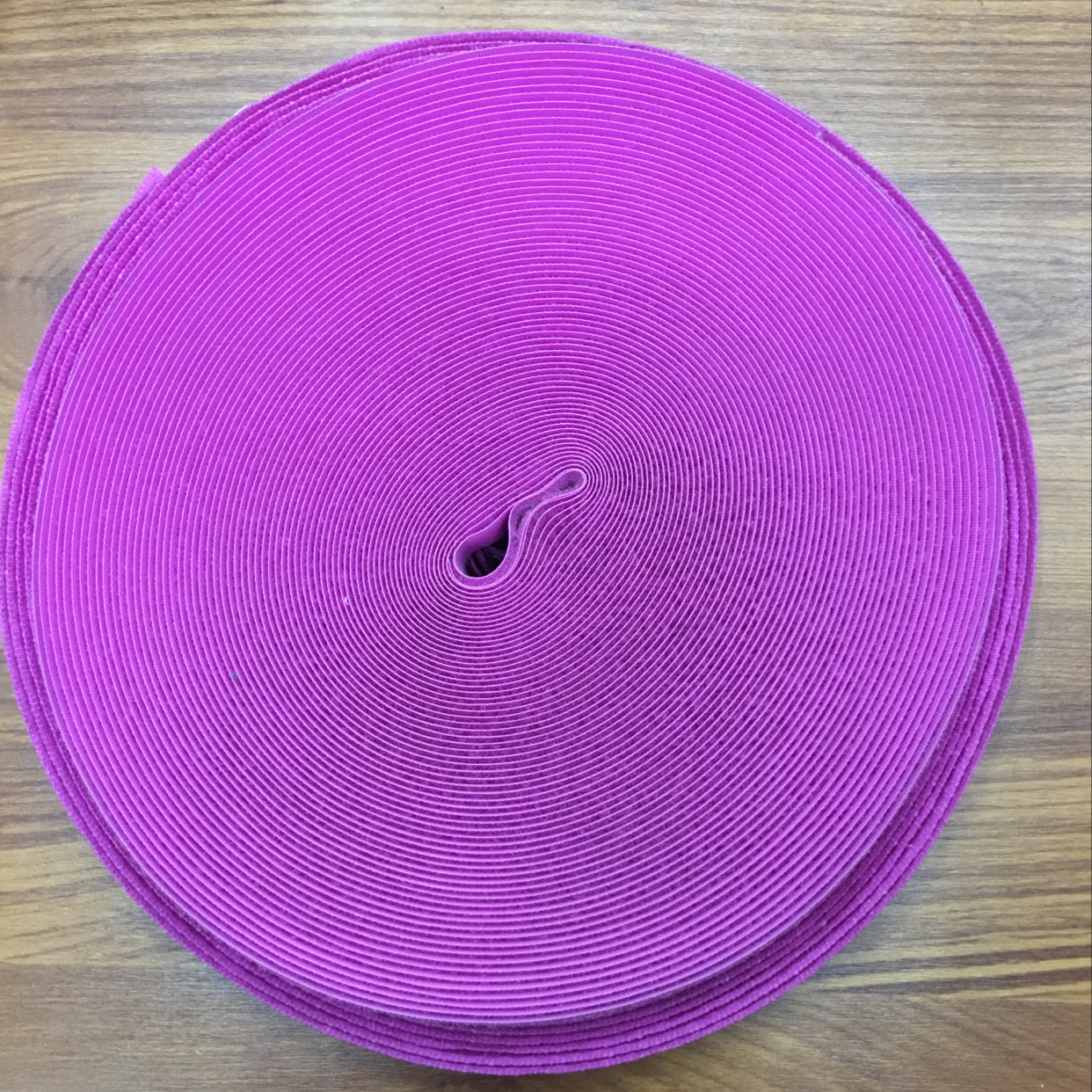2.5cm紫莲粘扣带，子母贴