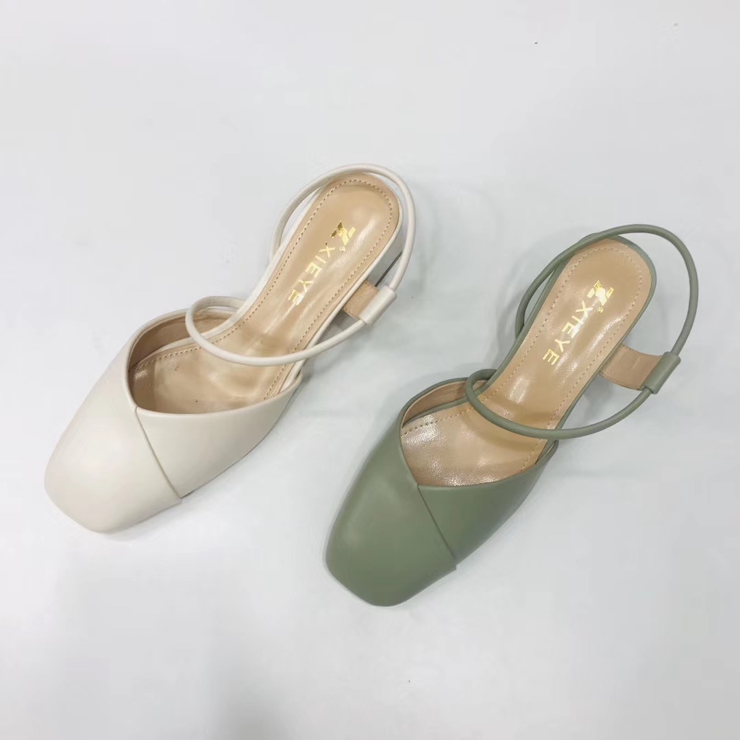Women's candy-colored fresh flip-flops