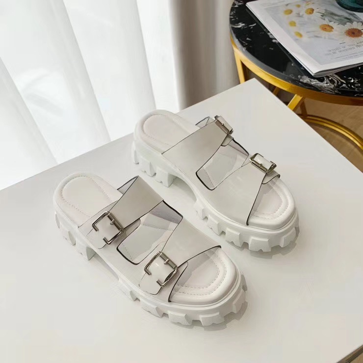 Imported Cowhide Trifle Slippers