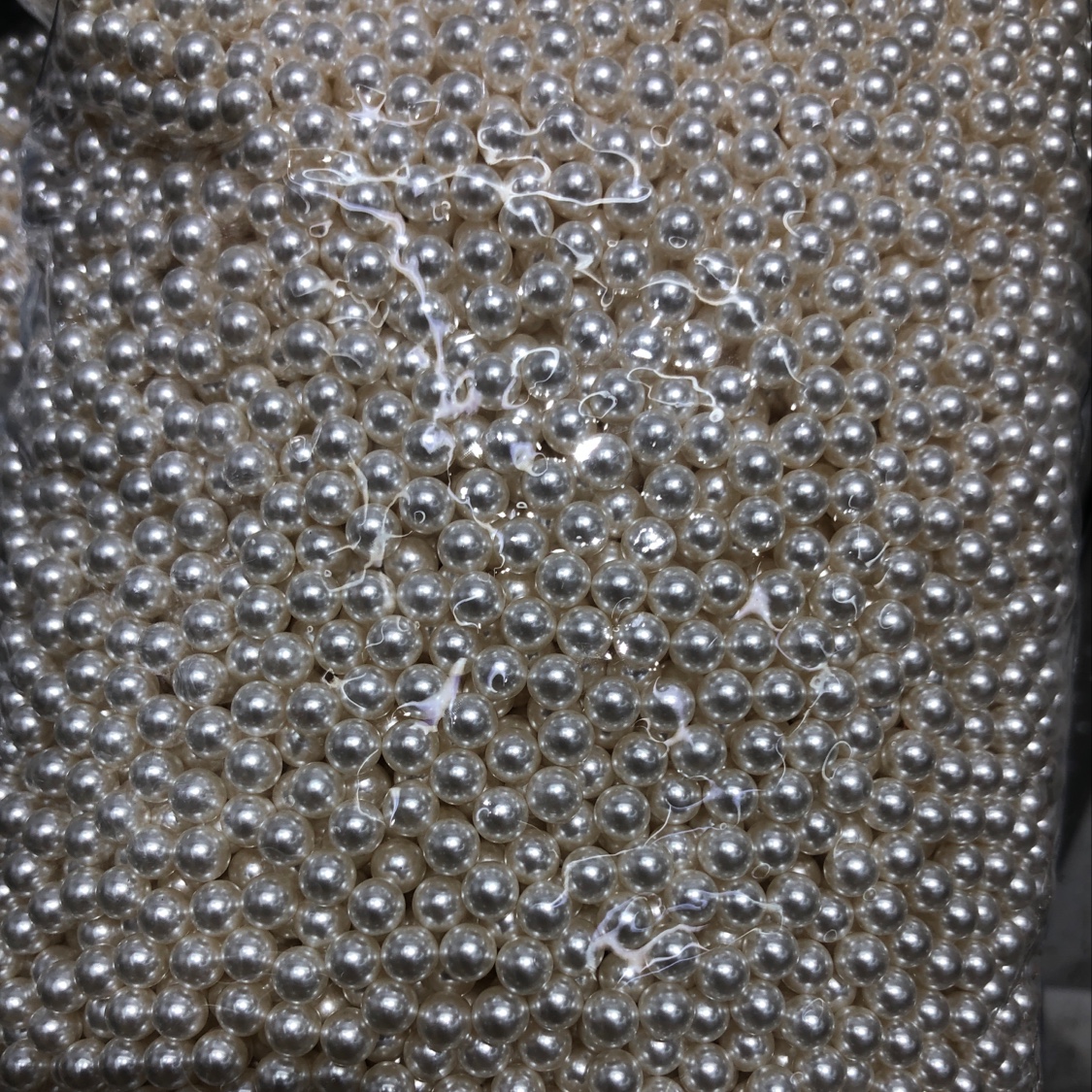 Pore-free pearl Specification image