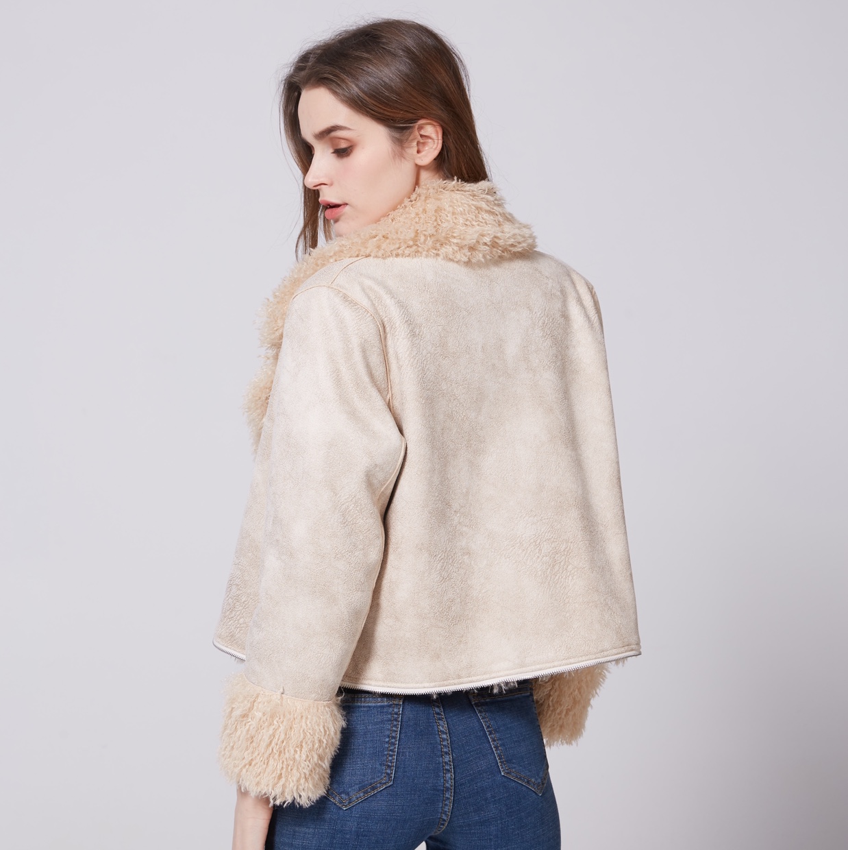 The 2020 new Korean-style trendy, fashionable, versatile and elegant fur three-in-one coat Specification image