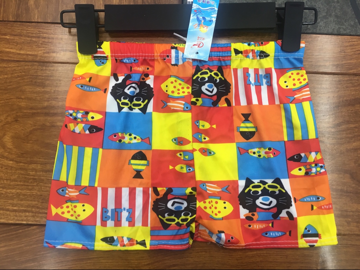 Polyester swimsuit in 10 sizes for boys thumbnail