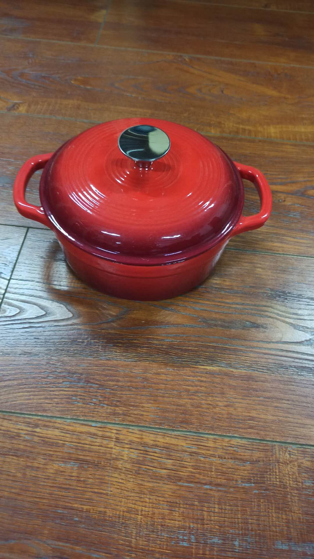 Enamel pot...