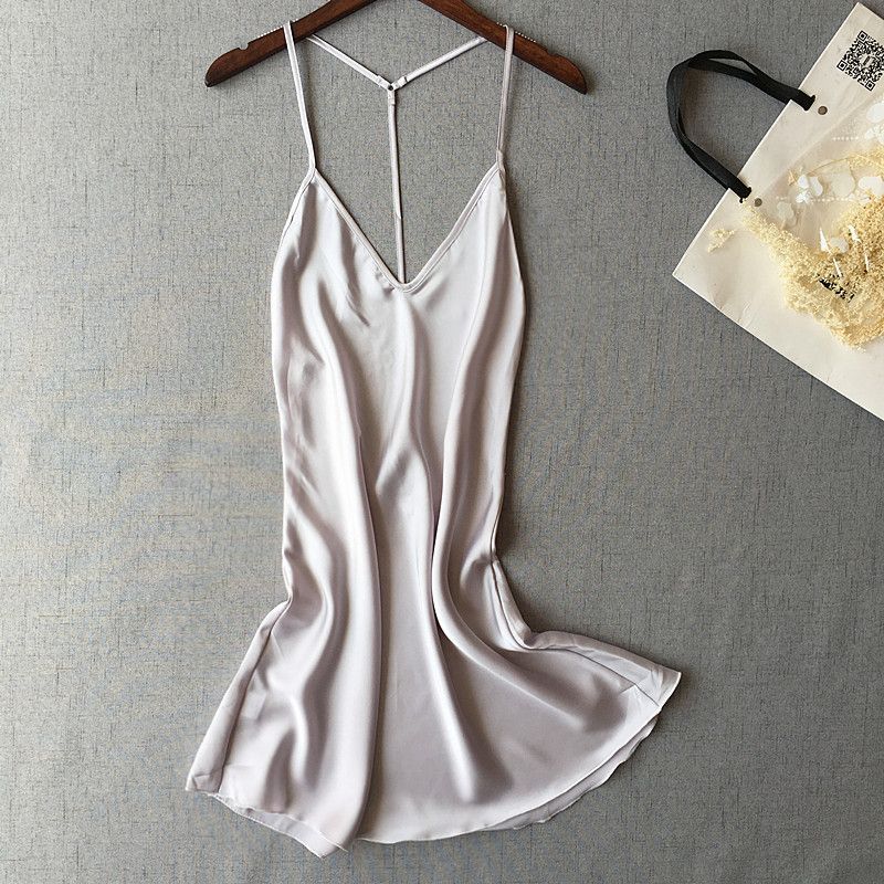 2020 Pyjamas Summer Ladies High-Grade Silk Big Backless Sexy Seductive Halter Pajamas Nightdress undefined