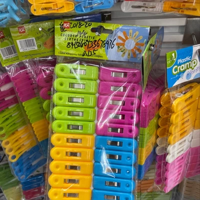 Plastic clip Socks small clip hanger windproof clothespin multifunctional drying clip 2018 thumbnail