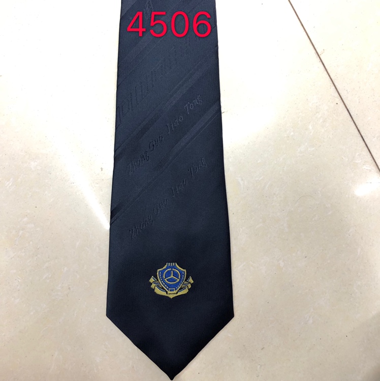 Mark Tie 9 details Picture