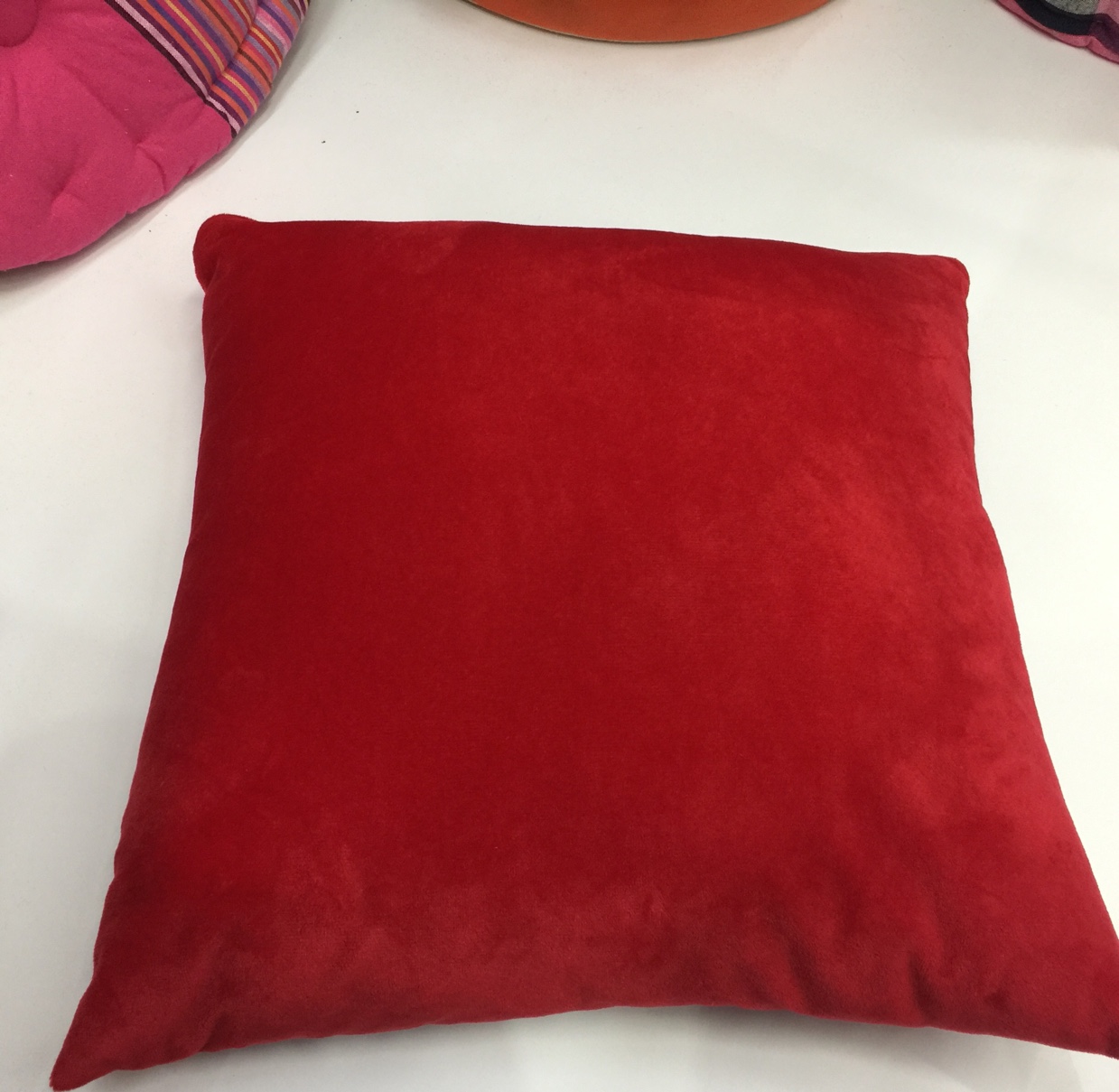 New Explosive Manufacturers Direct Sales 40Cm Solid Color European Super Soft Sofa Pillow Plus Pillow Core Home Bed Bay Window Cushion Car Pillow Item Picture